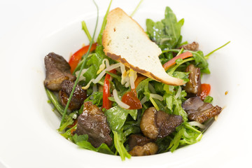 Салат из мяса утки с рукколой