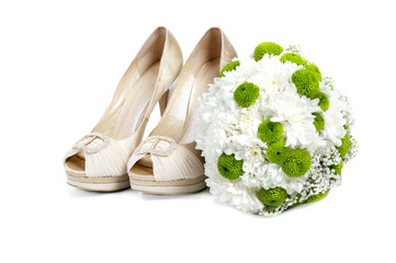 Wedding bouquet & shoes