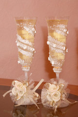 decorated wedding glasses