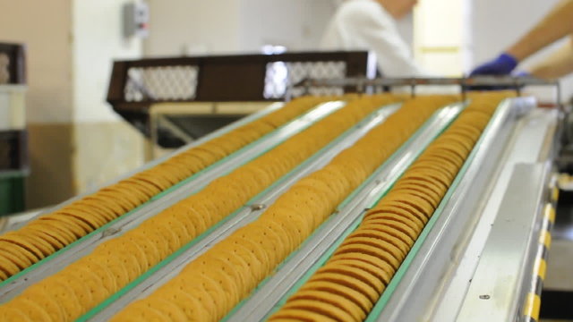 Lebensmittelindustrie Keksherstellung / food production