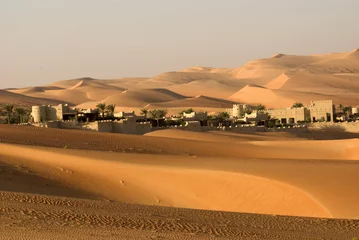 Wandcirkels aluminium Abu Dhabi-woestijn © forcdan