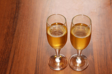 champagne glasses