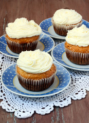 Coconut cakes with frosting