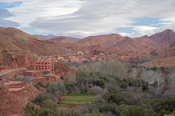 Naklejka premium Atlas village