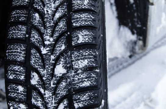 pneus dans la neige