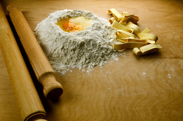 Italian fresh pasta: pappardelle