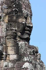 Visage monumental à Angkor
