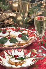 Traditional Christmas mincepies and champagne.