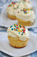 Buttercreme Cupcake mit Streusel