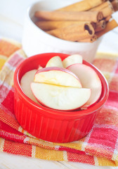 apples and cinnamon