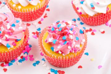 Valentine cupcakes with love sign