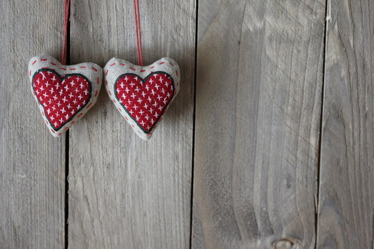 Zwei rote Herzen - Liebe Hintergrund