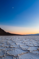 Luna, Badwater, Valle della Morte