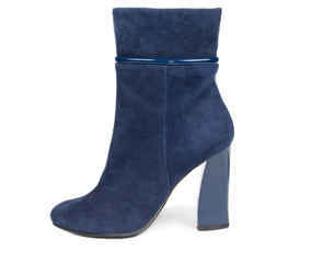 Blue suede female boot