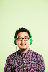 funny man portrait real people high definition green background