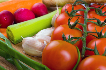 vegetables on the cutting board