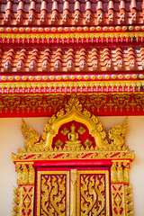 Fototapeta na wymiar backgrounds of thai temple roof