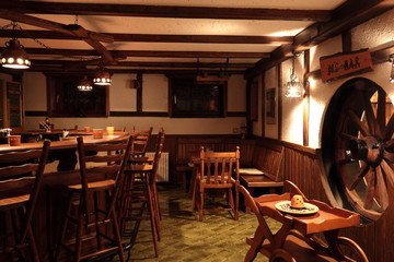Kellerbar