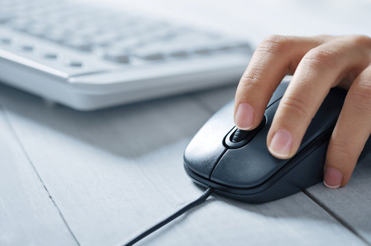female hands and keyboards