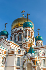 Fototapeta na wymiar Orthodox church in Omsk winter