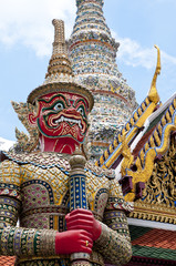 Thai guardian demon, Royal Grand Palace in Bangkok - Thailand - obrazy, fototapety, plakaty
