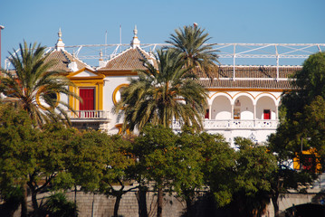 SEVILLA DESDE EL RÍO GUADALQUIVIR. PLAZA DE TOROS