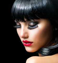 Fashion Brunette Girl Portrait close-up