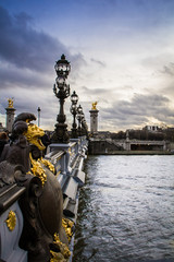 Fototapeta na wymiar Pont Alexandre III w Paryżu