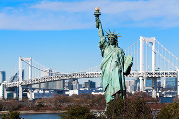 Rainbow Bridge and Odaiba Statue of Liberty