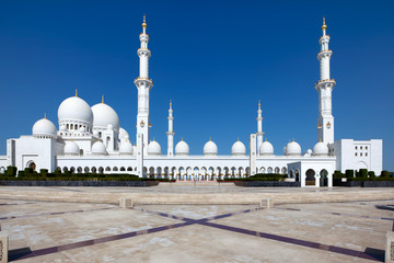 Fototapeta na wymiar Sheikh Zayed w Abu Dhabi Moschee