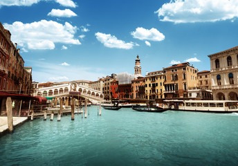 Obraz premium Rialto bridge in Venice, Italy