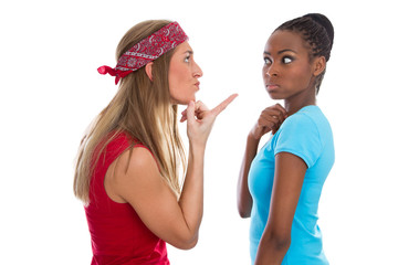Zwei Frauen streiten - Streit unter Frauen
