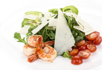 Креветки с овощами