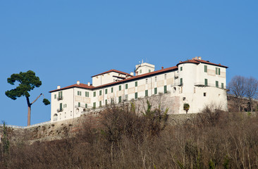Fototapeta premium Castello di Masino visto da valle - To - Piemonte