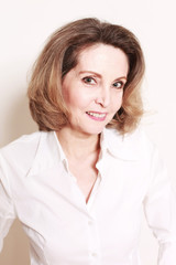 &auml;ltere Gesch&auml;ftsfrau