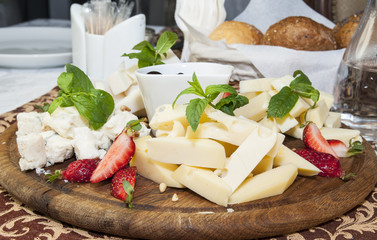 Сырная тарелка
