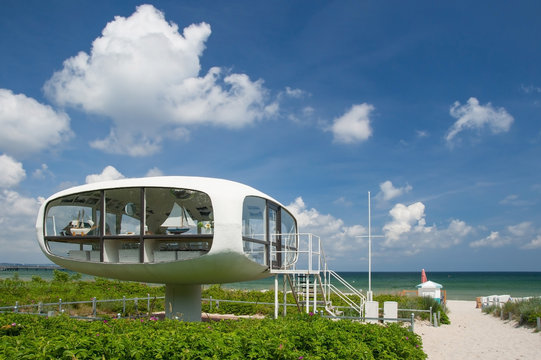 lifeguard station, rettungsturm, binz, r&uuml;gen, ostsee