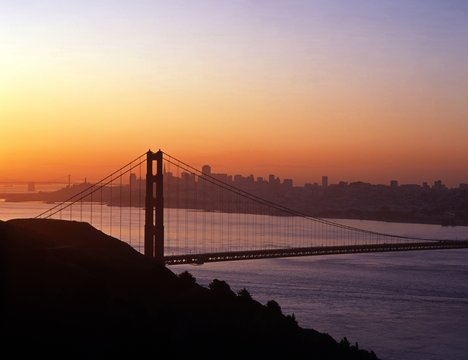 Golden Gate Bridge, San Francisco, USA © Arena Photo UK