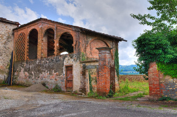 Fototapeta na wymiar Stodoła. Zamek Agazzano. Emilia-Romania. Włochy.