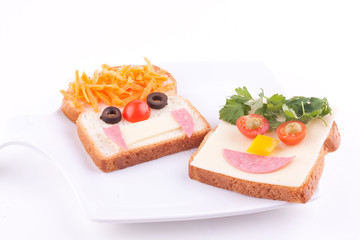 face on bread for kids