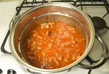 a cooking italian tomato sauce