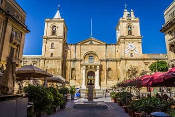 Fototapeta na wymiar Co-Katedra św Jana w Valetta