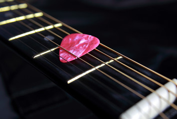 Cordes de guitare et mediator