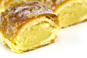 Pastry roll with almond paste