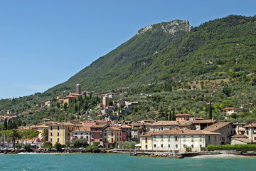 Fototapeta na wymiar Villa di Gargnano, Jezioro Garda