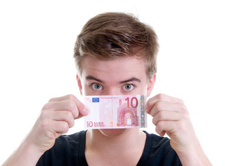 Teenager mit 10 Euro Schein