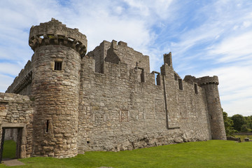 Fototapeta na wymiar Craigmillar Castle, niedaleko Edynburga w Szkocji.