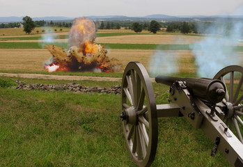 Civil War Cannon with Explosion - obrazy, fototapety, plakaty