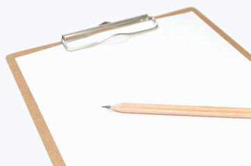 クリップボードと鉛筆