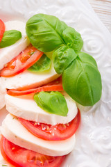 tomato with mozzarella cheese